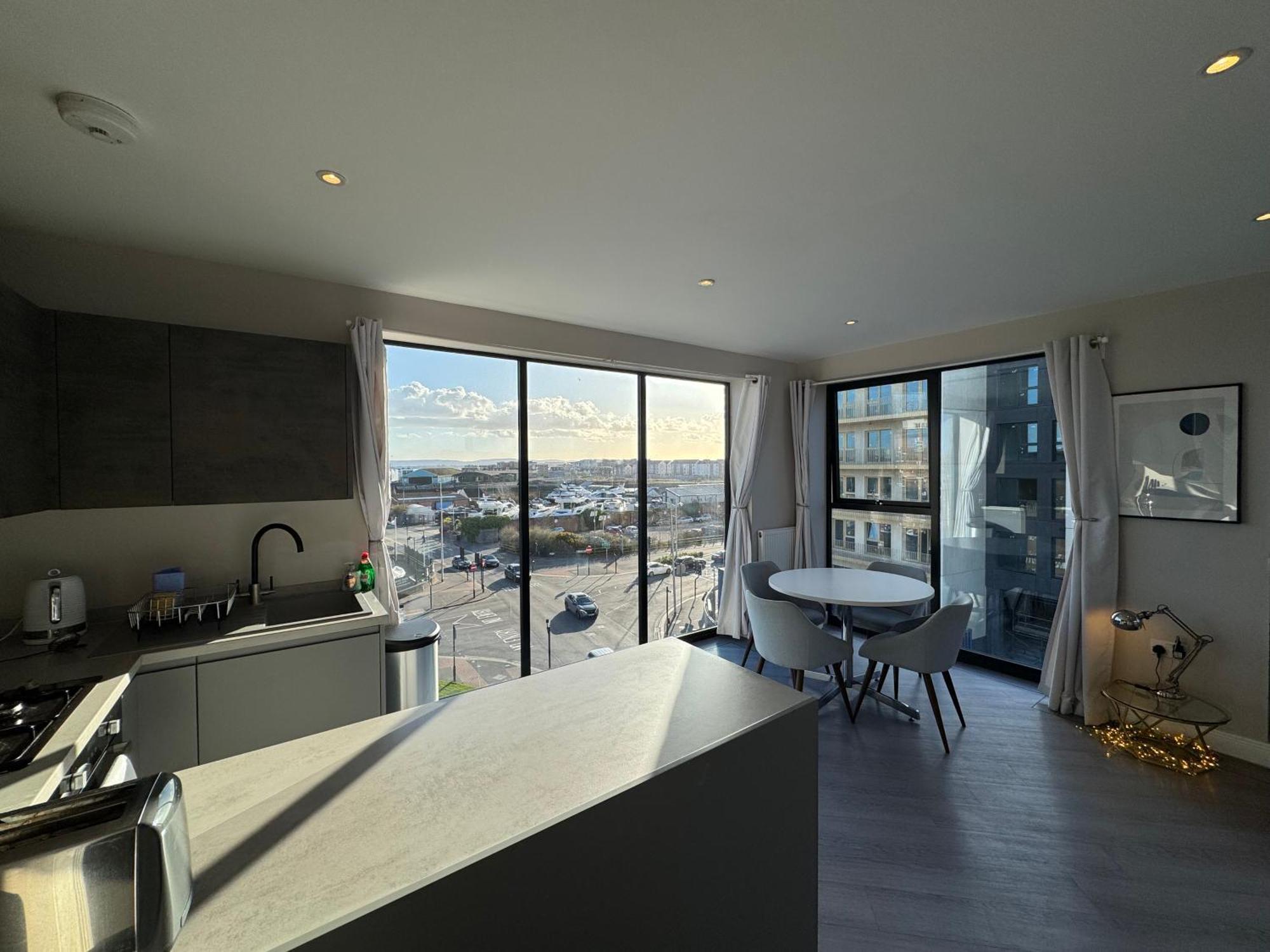 Penthouse - Harbour Views Apartamento Poole Exterior foto